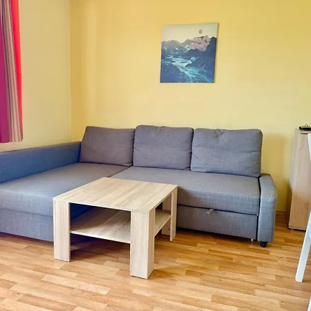- View & Free Parking Lejlighed